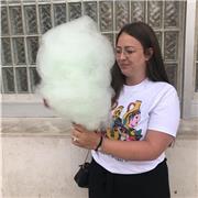 Belgian student willing to teach children and adults English